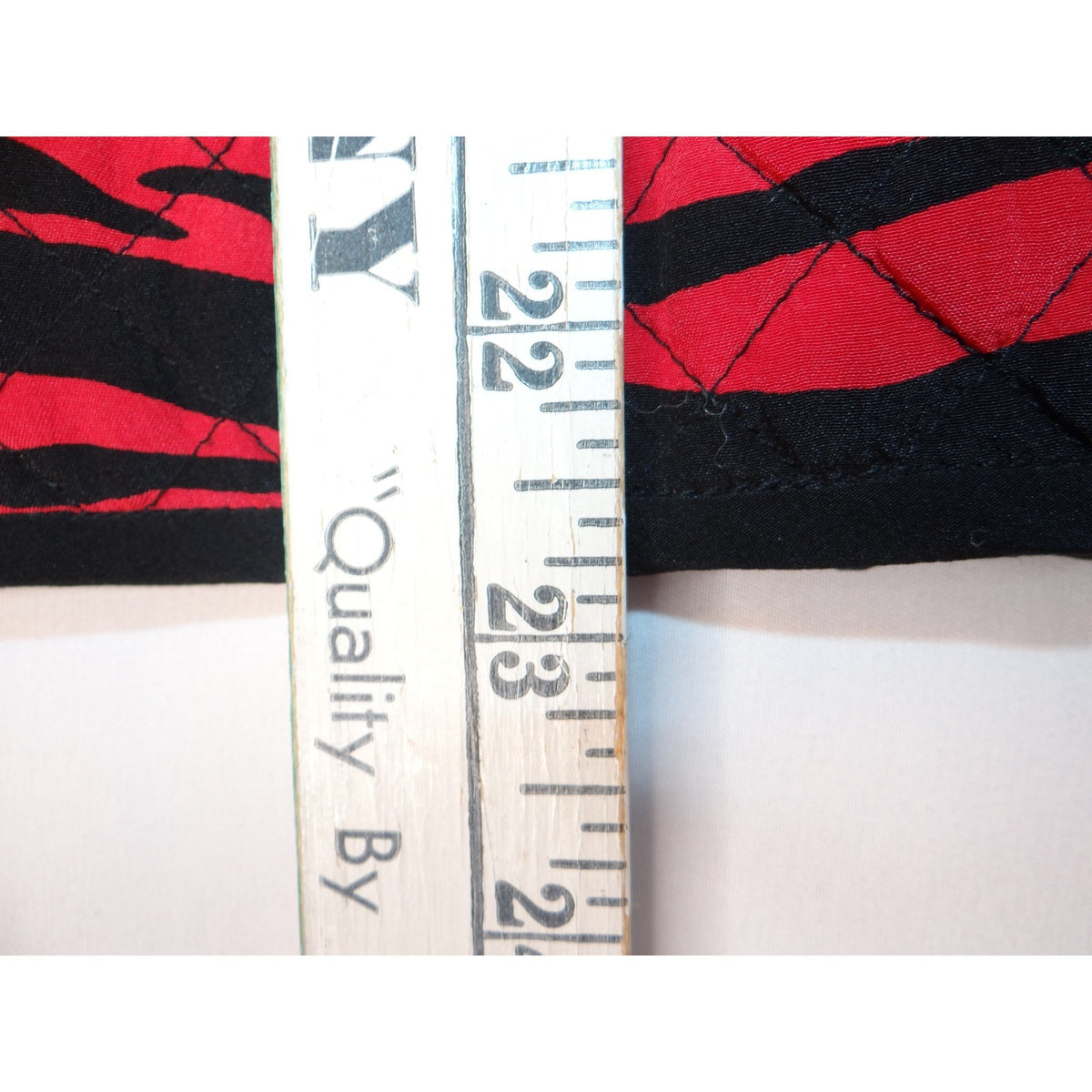 Maggy London Red Black Tiger Stripe Quilted Silk Jacket Size 145