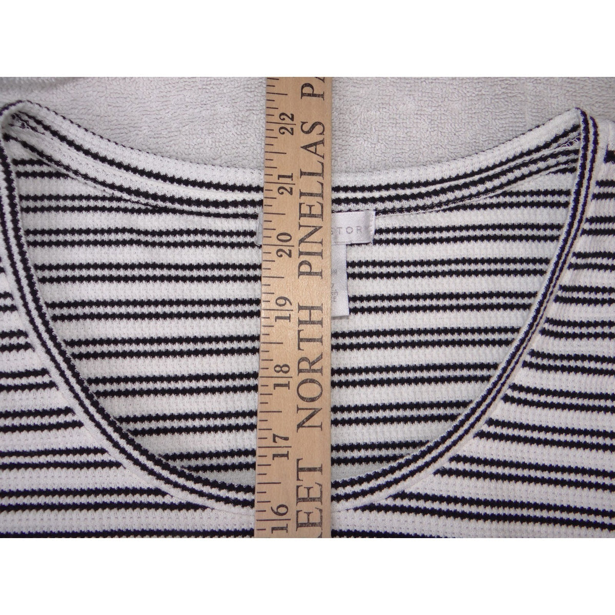 Design History Womens Black White Striped Cotton Lettuce Edge Knit Top Large4