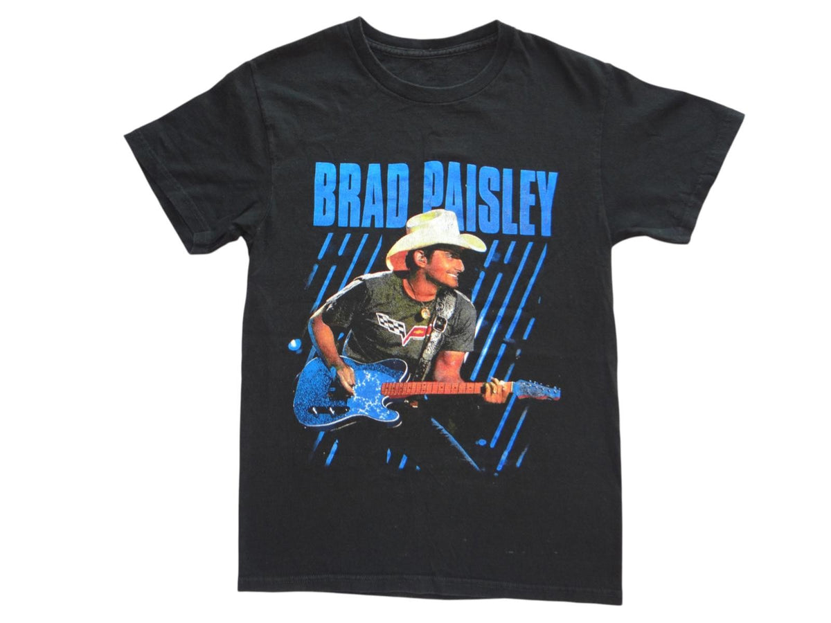 Brad Paisley Concert T-Shirt - Black Graphic Tee0