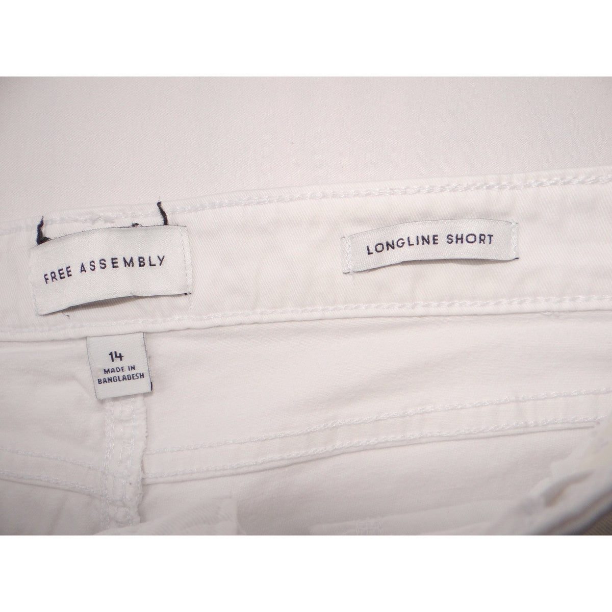 Free Assembly Womens White Longline Denim Shorts Raw Hem Size 14
