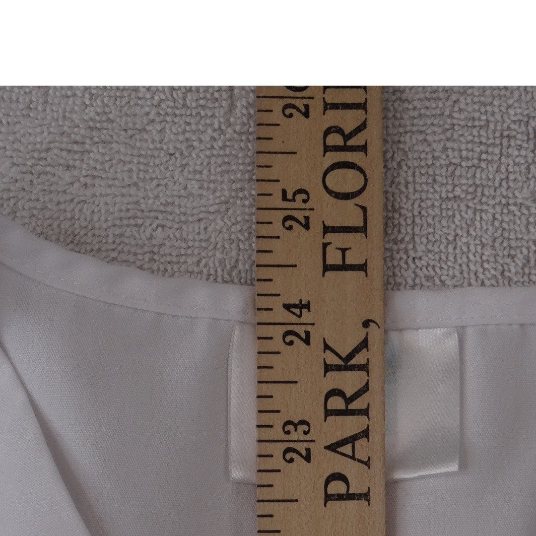 White V-Neck Medical Scrub Top Short Sleeve Chest Pocket Workwear Womens4