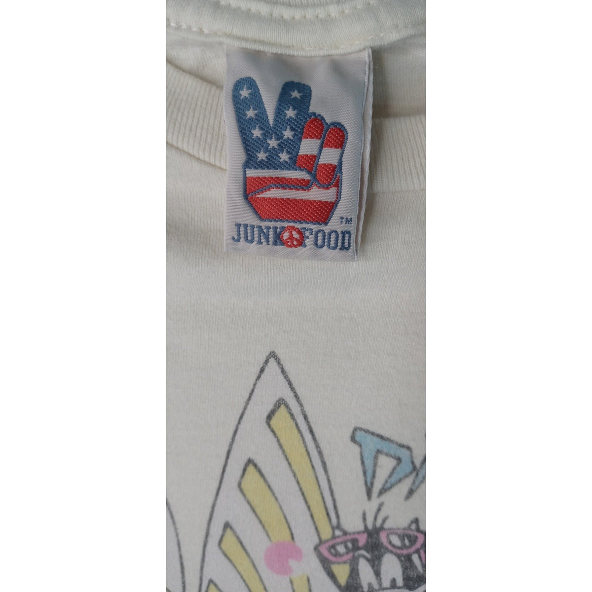 Vintage Looney Tunes Crew Graphic T Shirt Women's Cream Bugs Bunny Daffy Duck3