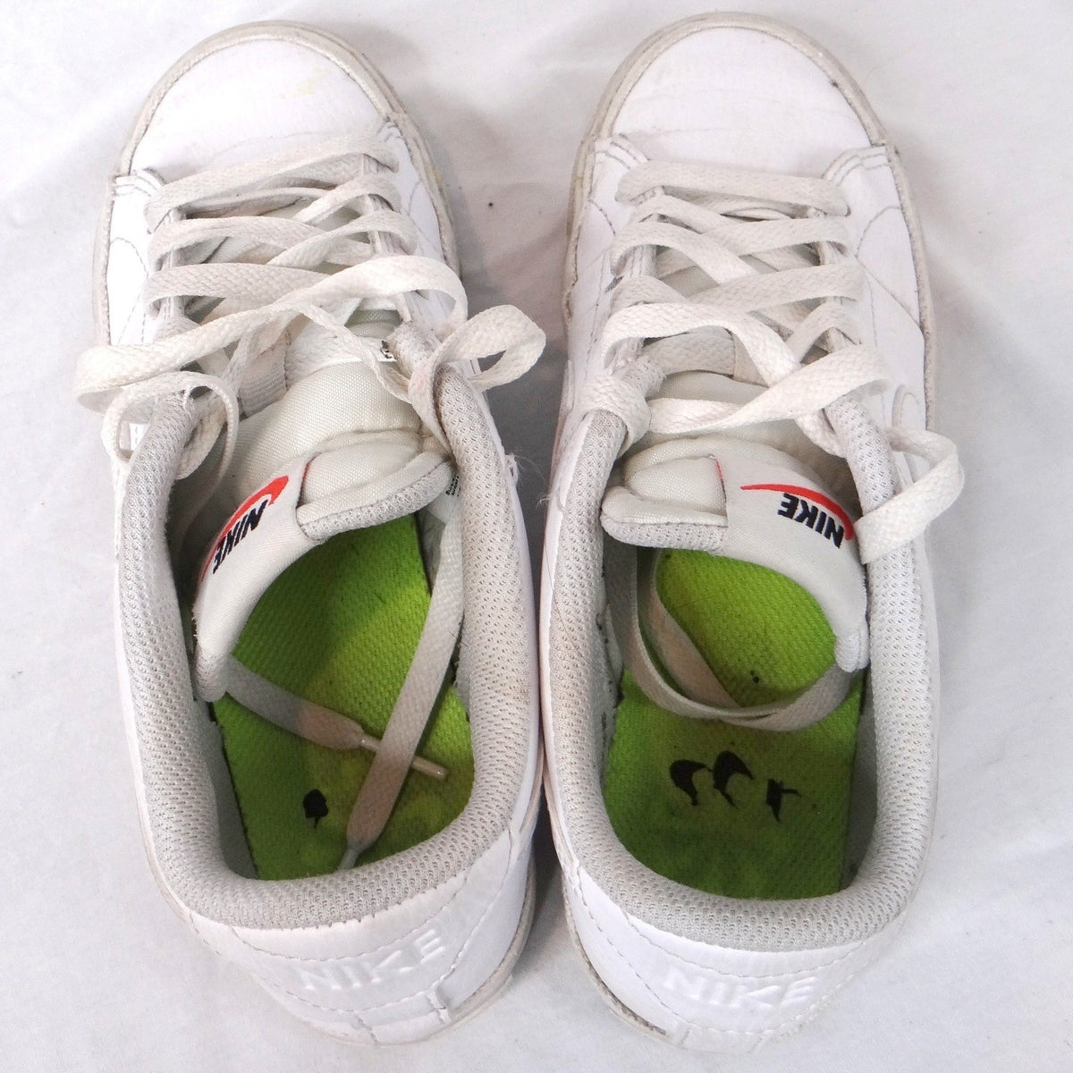 Nike Sport Shoes DH3161 101 White Lace Up Sneakers Youth Size 6.58