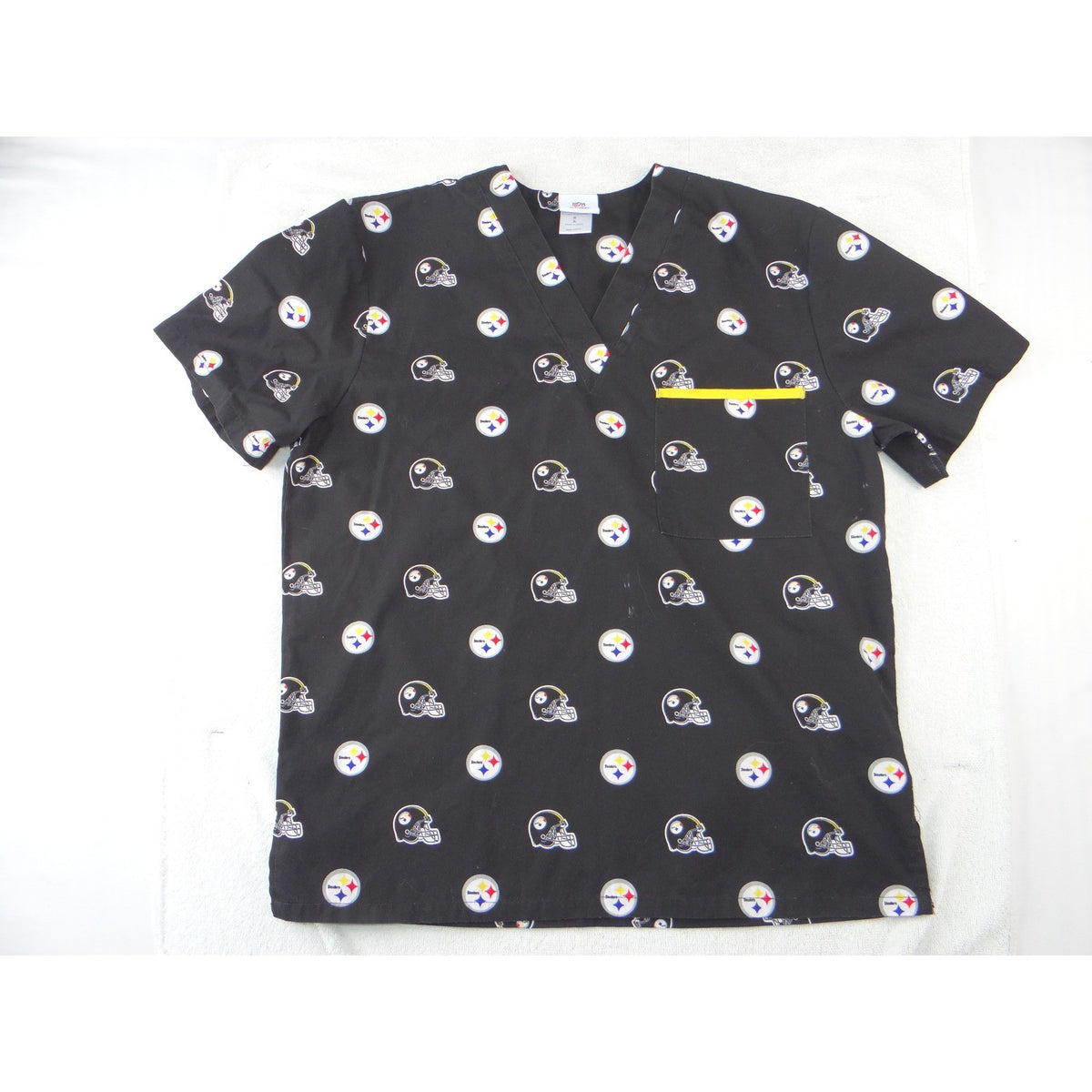 NFL Team Apparel Pittsburgh Steelers Scrub Top Womens Black V-Neck Logo Print L0