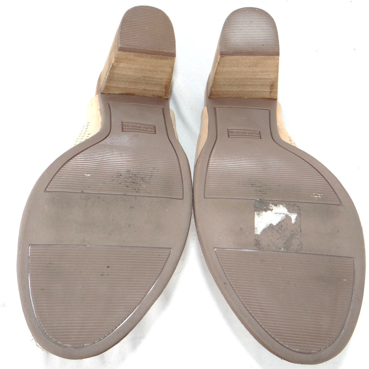 TOMS Majorca Perforated Suede Mules Sand Tan Block Heel Sandals Womens 7.5