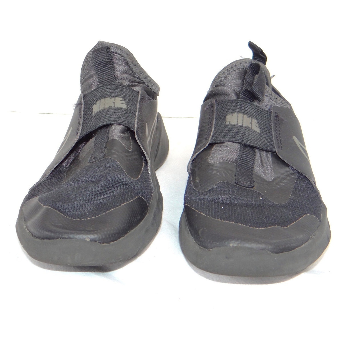 Nike Dynamo Go FlyEase Kids Black Anthracite Sneakers DJ6040 001 Size 13.5C3