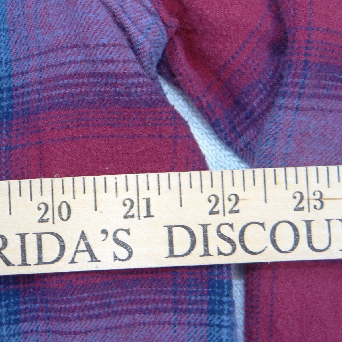 Eddie Bauer Mens Large Red Blue Plaid Flannel Button Down Long Sleeve Shirt L3