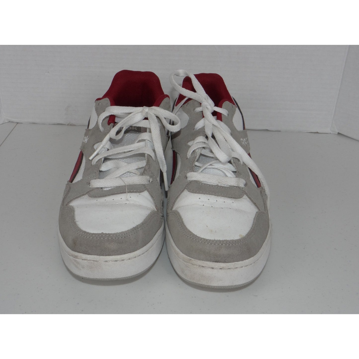 Reebok Court Advance Mens 9.5 White Grey Red Leather Suede Sneakers FFC00960694