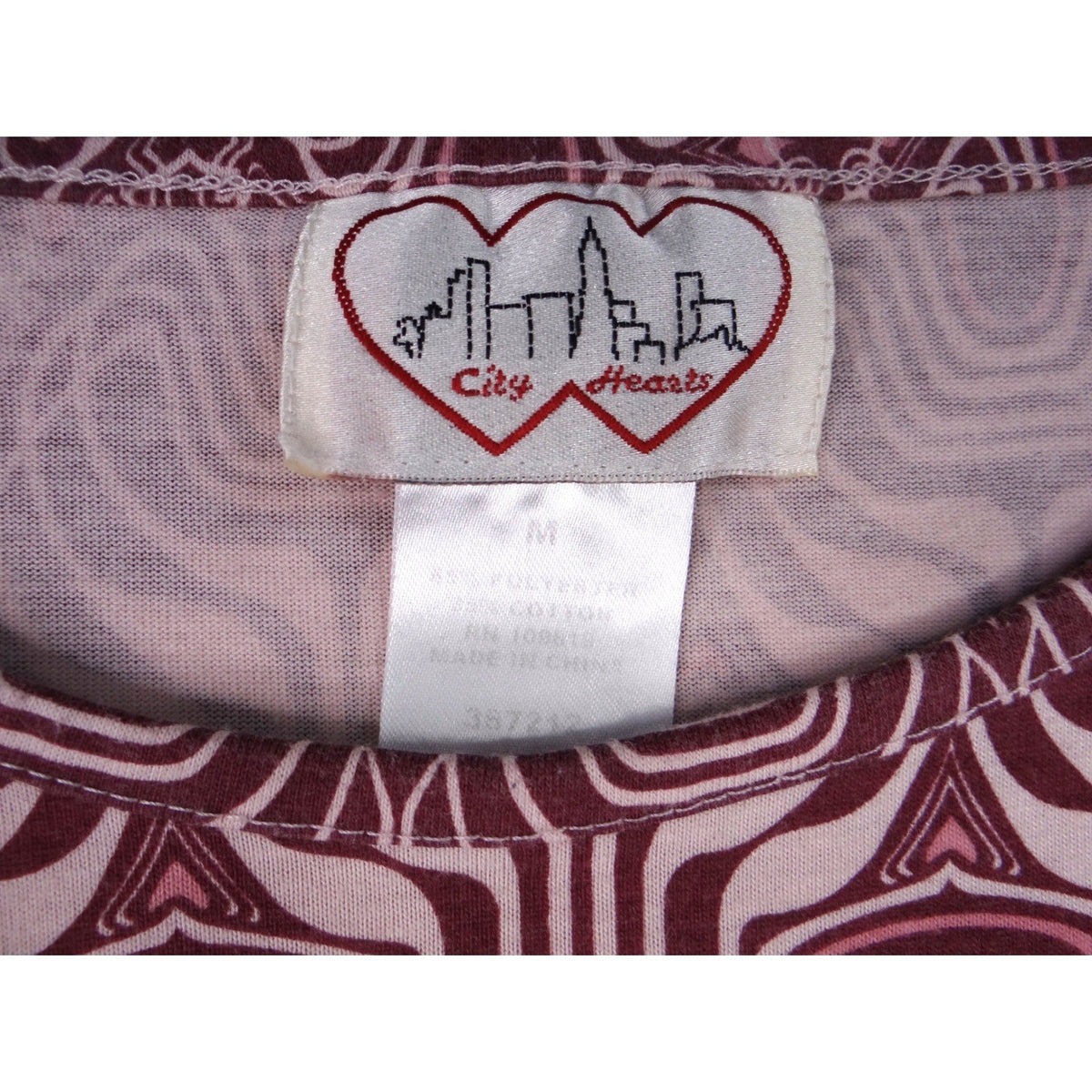 Vintage City Hearts Women's Burgundy Geometric Print Long Sleeve Top Size Medium1