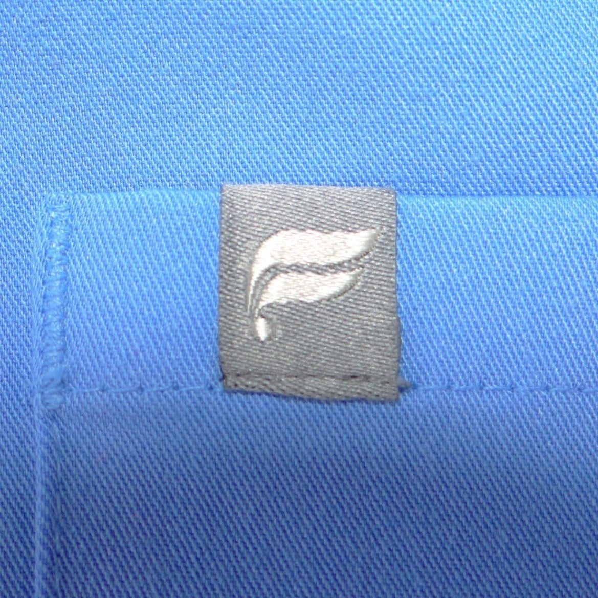 Fabletics Blue V-Neck Scrub Top Mens XL Short Sleeve Chest Pocket Performance3