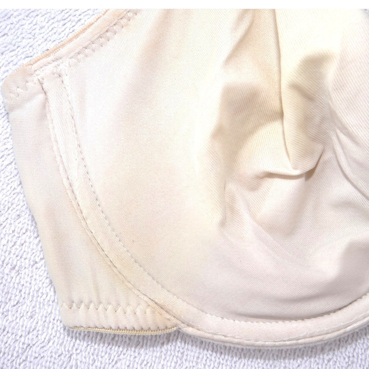 Fredericks of Hollywood Diva Racerback Bra Beige Nude Front Clasp Underwire5