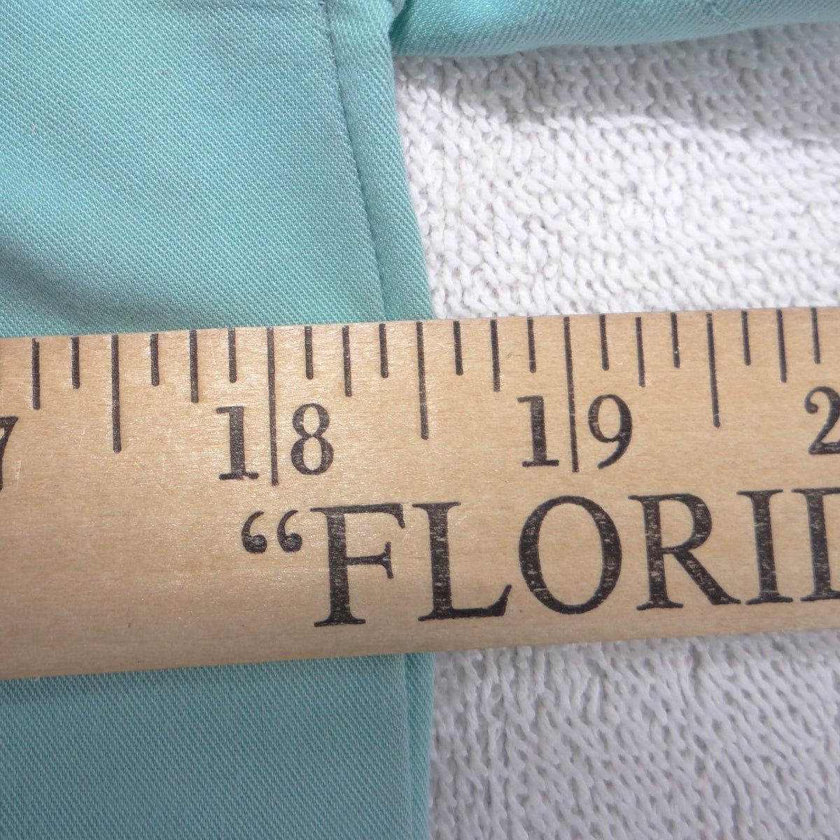 FIGS Technical Collection Women XS V Neck Scrub Top Seafoam Green Short Sleeve8