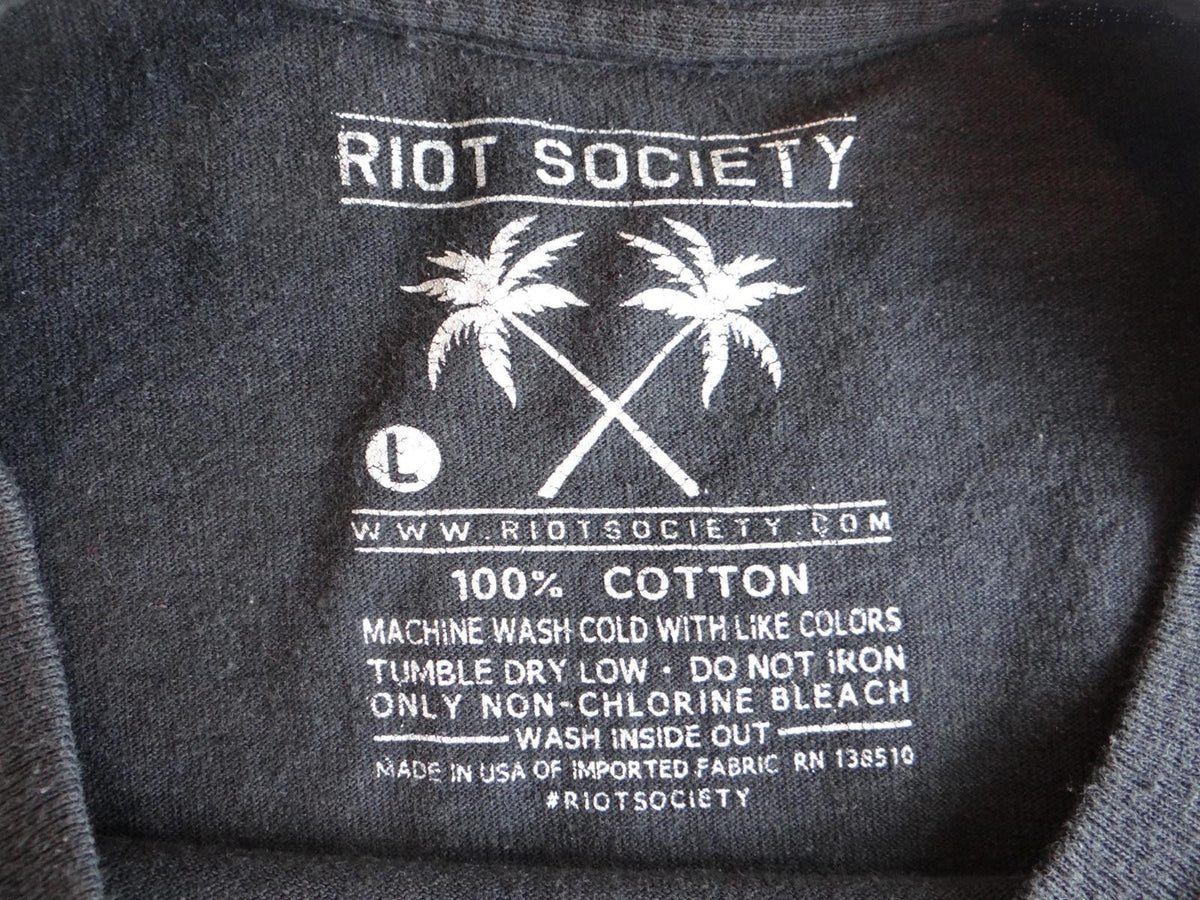 Riot Society Graphic Bear T Shirt   Black2