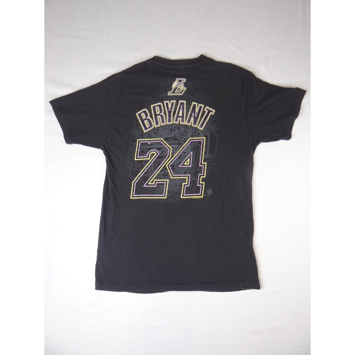 Los Angeles Lakers Kobe Bryant 24 Majestic NBA Basketball T Shirt Mens M