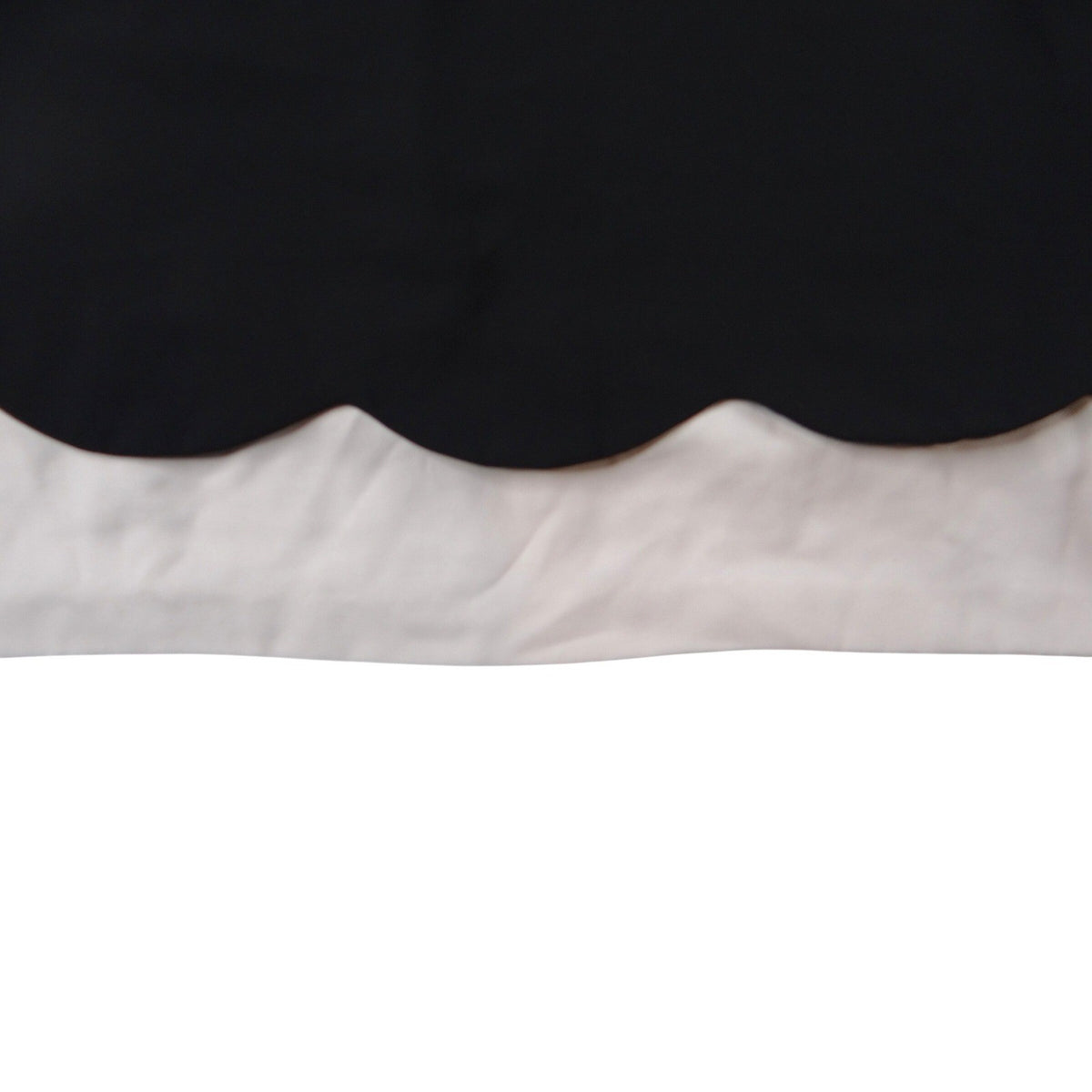 BY CYNTHIA STEFFE Black White Scallop Collar Short Sleeve Top Womens XL