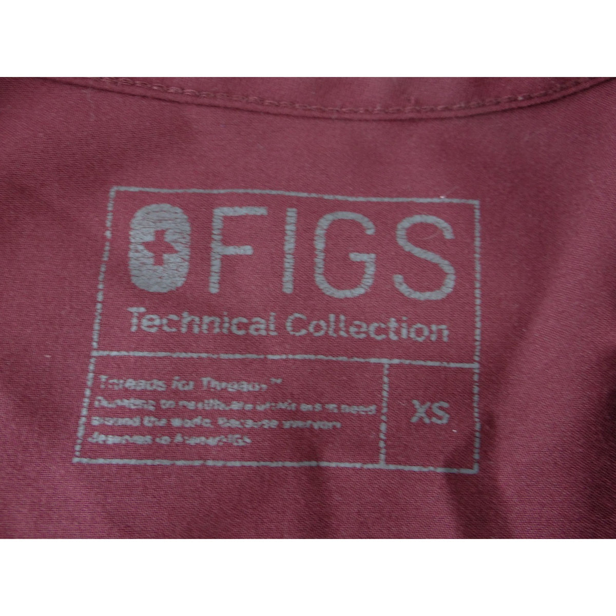 FIGS Technical Collection Women Maroon Burgundy V-Neck Scrub Top XS1