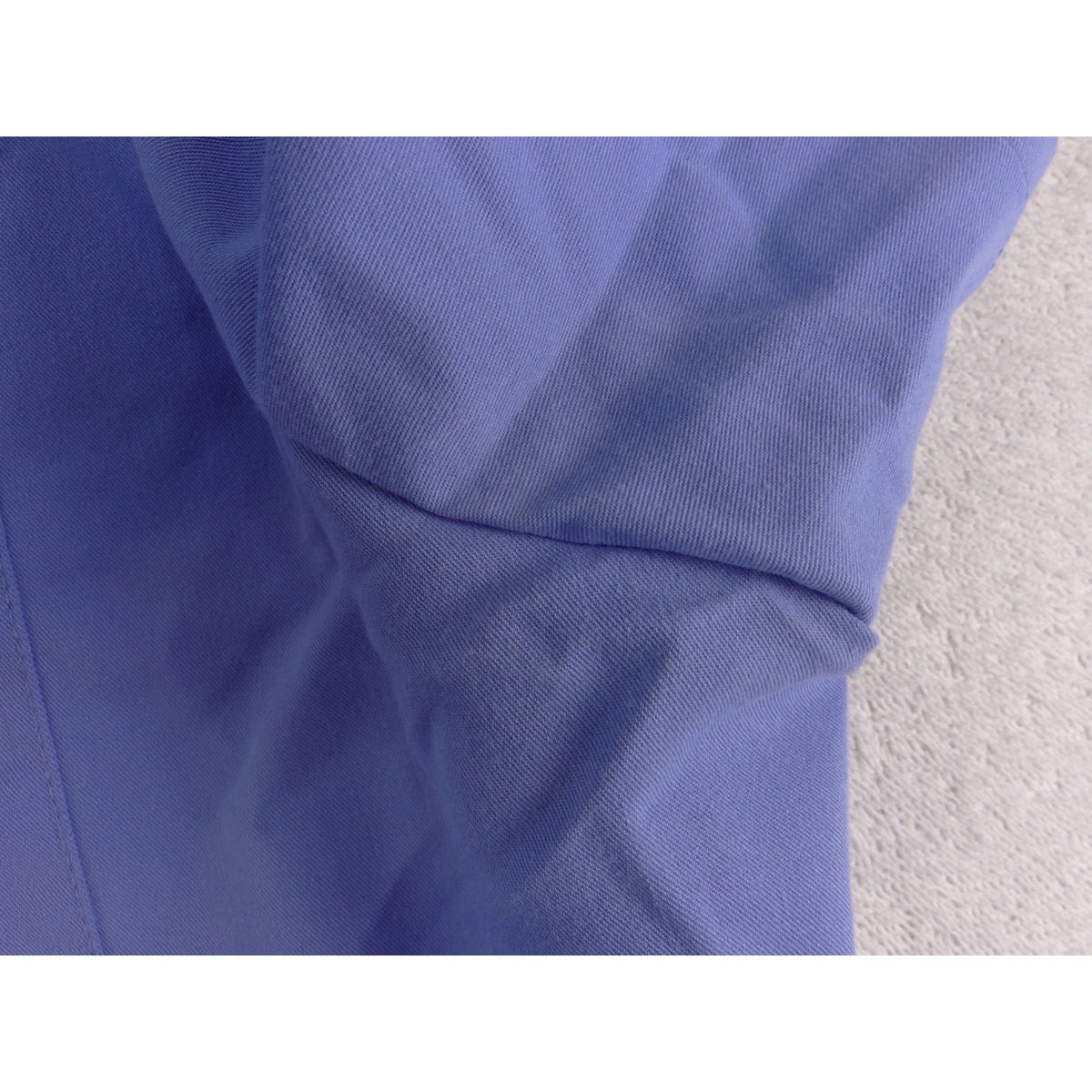 Fabletics Blue V-Neck Scrub Top Mens XL Short Sleeve Chest Pocket Performance11