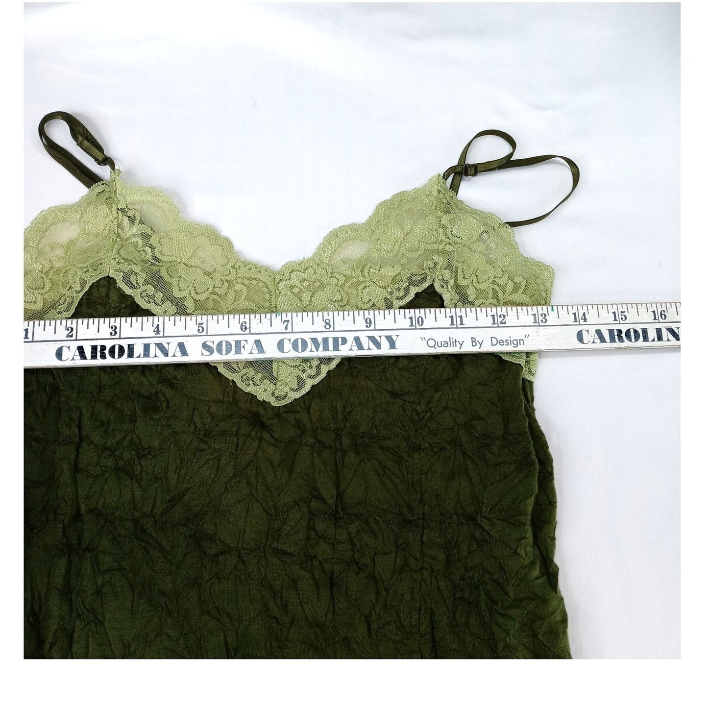 Y2K Xhilaration Olive Green Lace Trim Crinkle Camisole Top Women's Size M