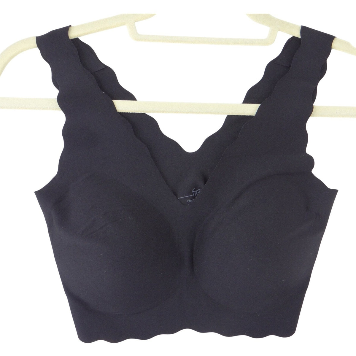 Free 24H Women Black Seamless Scalloped Edge V Neck Wireless Bralette0