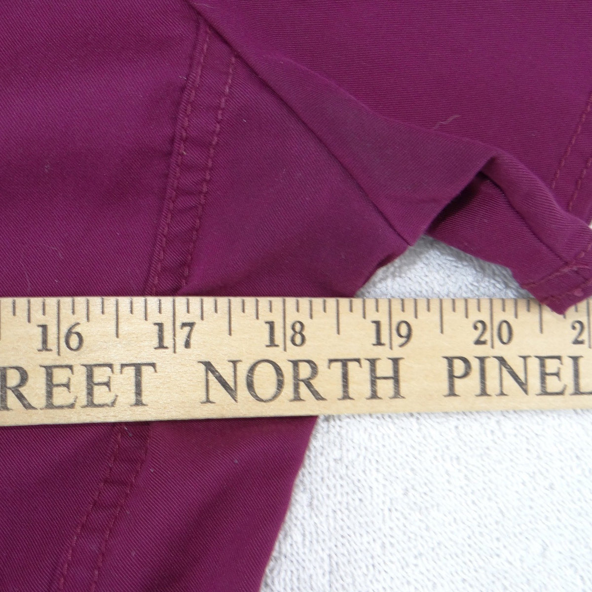 Scrubstar Ultimate Magenta Purple V Neck Scrub Top Womens Small Zipper Pocket3