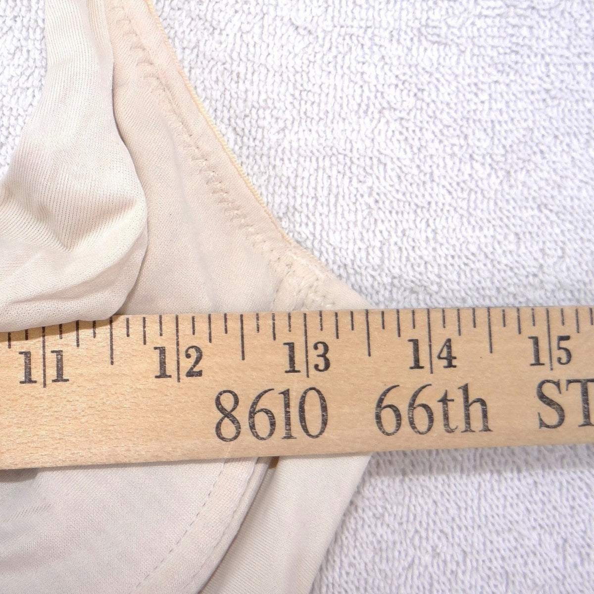 Fredericks of Hollywood Diva Racerback Bra Beige Nude Front Clasp Underwire6