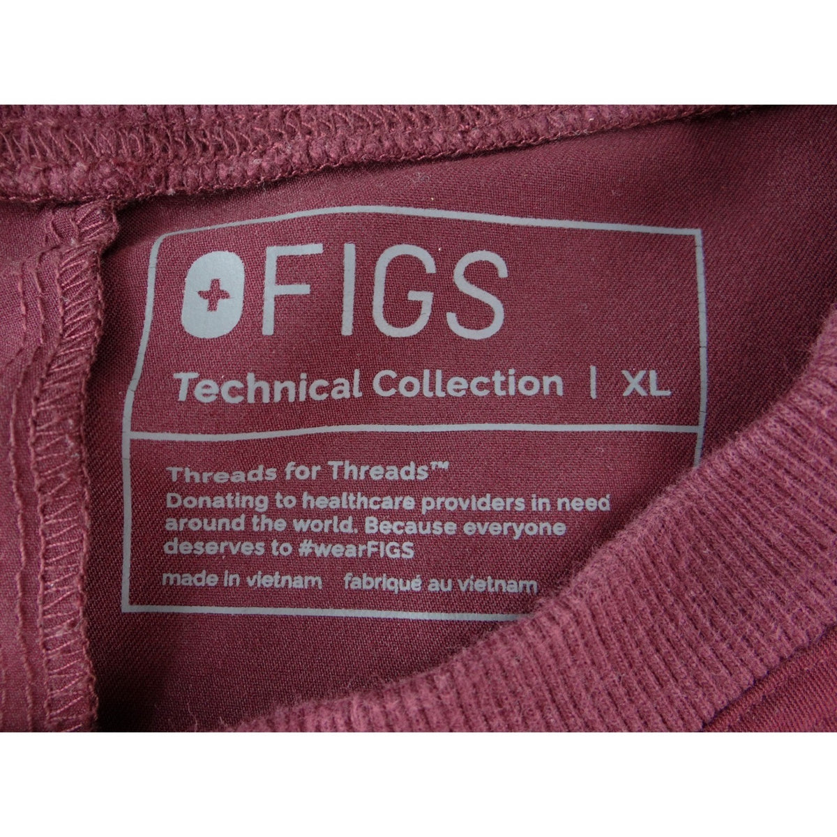 FIGS Technical Collection XL Burgundy Maroon Scrub Top Zip Pocket 2408