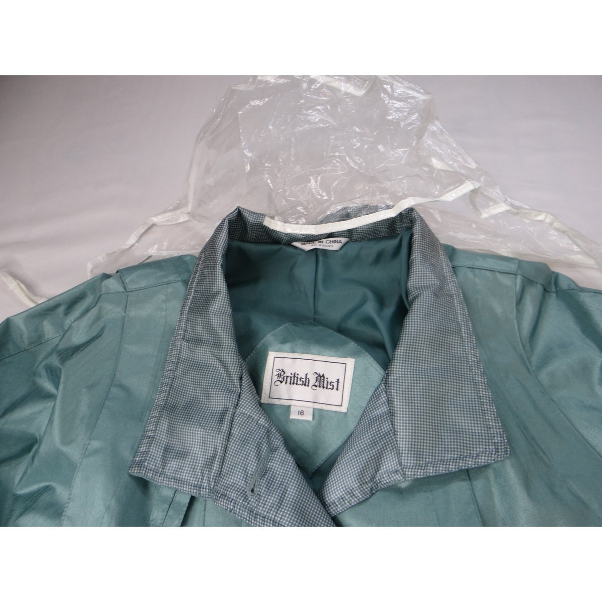 Vintage British Mist Teal Raincoat Women's Size 16 Trench Style Water Resistant4