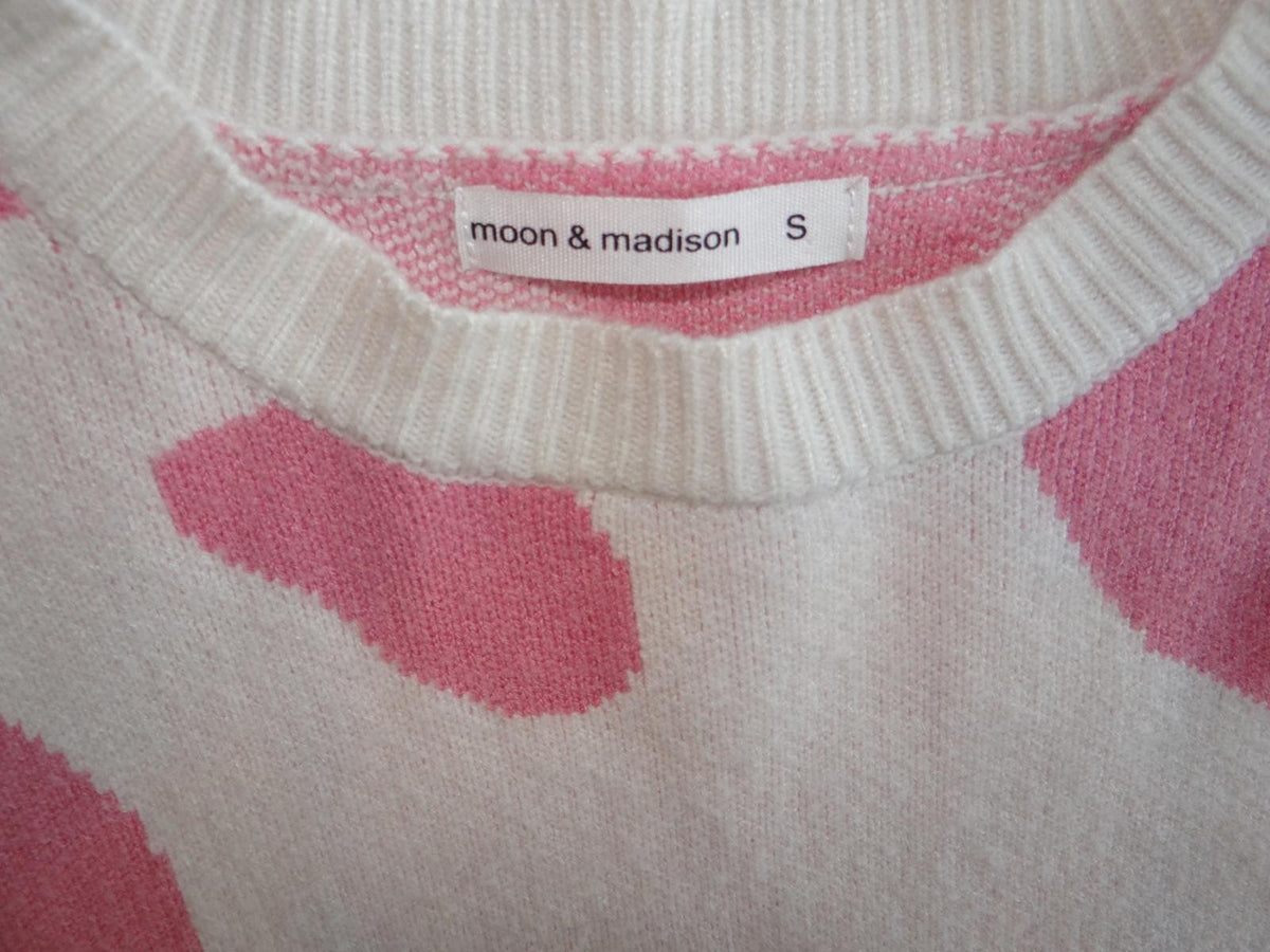 Moon & Madison Cropped Sweater   Pink Smiley Print, Size S1